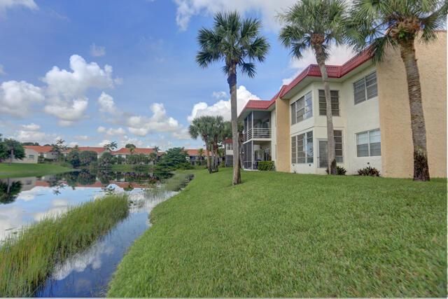Back on lake 188 Lake Evelyn Dr WPB