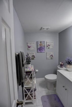 Bath 2 188 Lake Evelyn Dr WPB