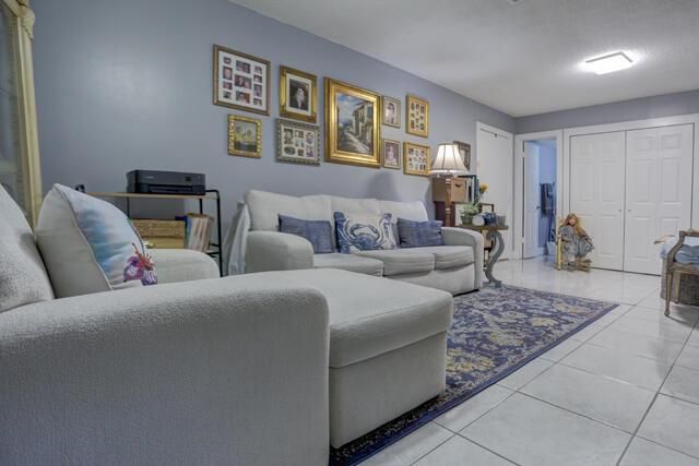 Living to entrance view 188 Lake Evelyn