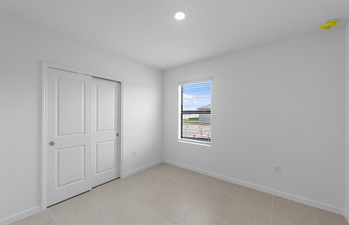 SWFL_CX_CAL_09600_Hanover_Bed 4