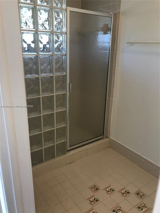 En Venta: $699,000 (4 camas, 3 baños, 2232 Pies cuadrados)