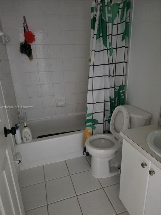 На продажу: $279,000 (4 спален, 2 ванн, 1846 Квадратных фут)