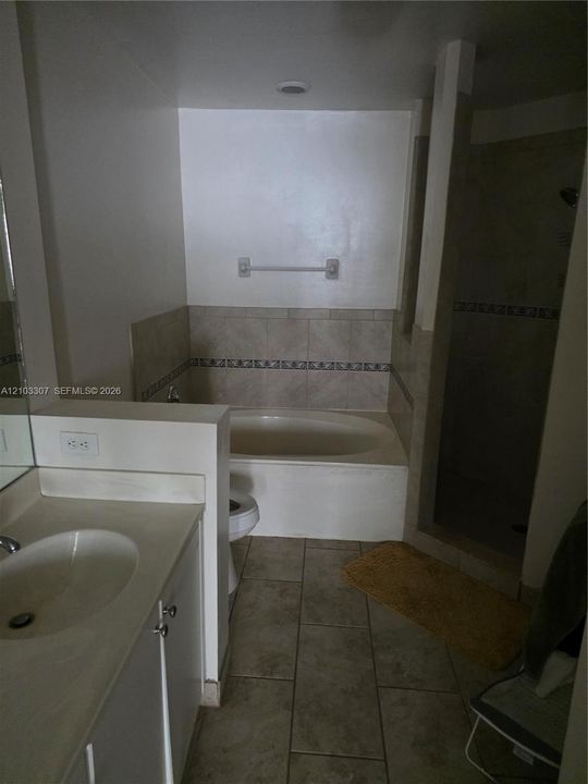 На продажу: $279,000 (4 спален, 2 ванн, 1846 Квадратных фут)