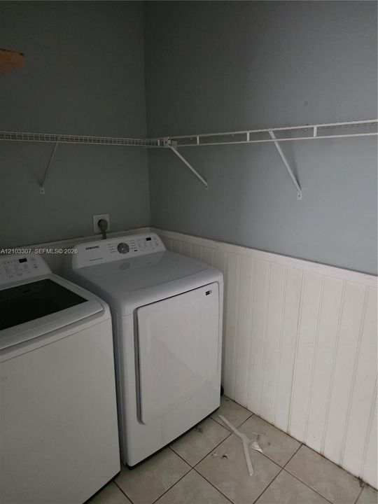 На продажу: $279,000 (4 спален, 2 ванн, 1846 Квадратных фут)