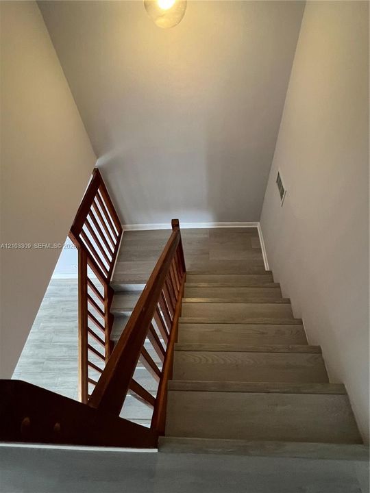 En Venta: $405,000 (3 camas, 2 baños, 1598 Pies cuadrados)