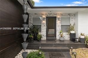 На продажу: $899,900 (3 спален, 2 ванн, 1861 Квадратных фут)