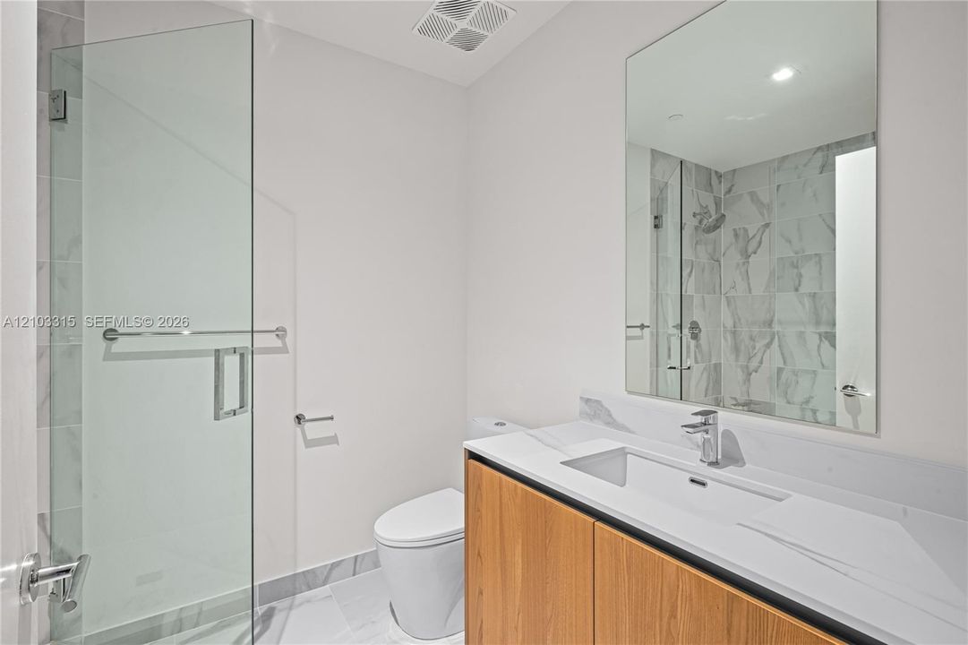 For Rent: $12,000 (2 beds, 3 baths, 1819 Square Feet)