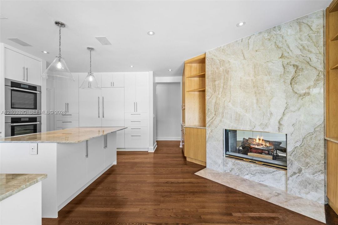 For Rent: $25,000 (5 beds, 5 baths, 4782 Square Feet)
