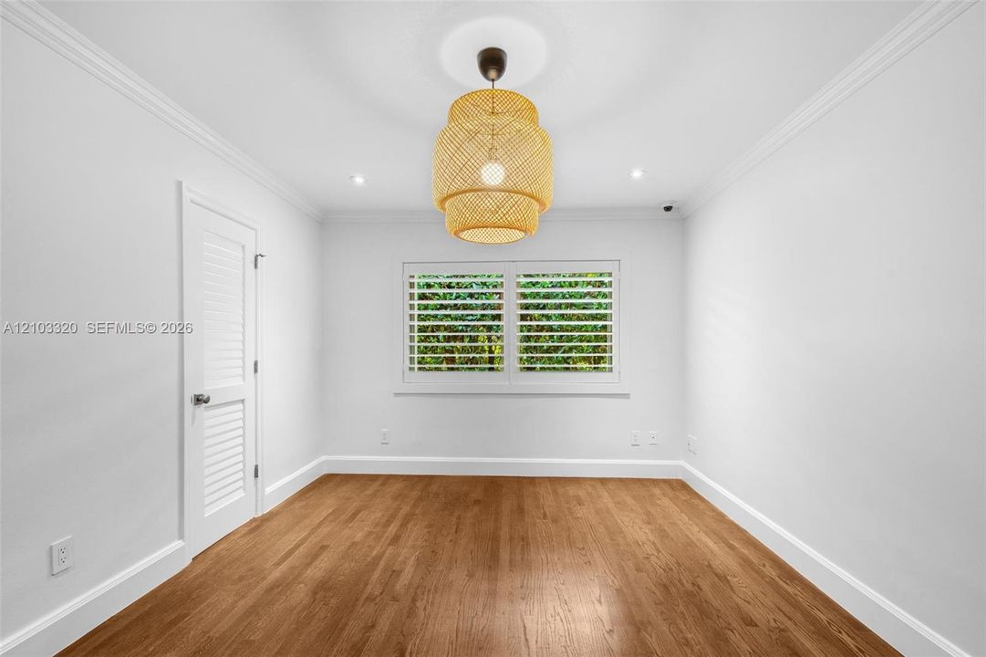 For Rent: $25,000 (5 beds, 5 baths, 4782 Square Feet)