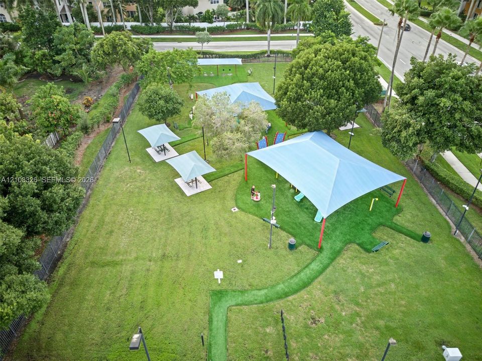 Monarch Lakes Park