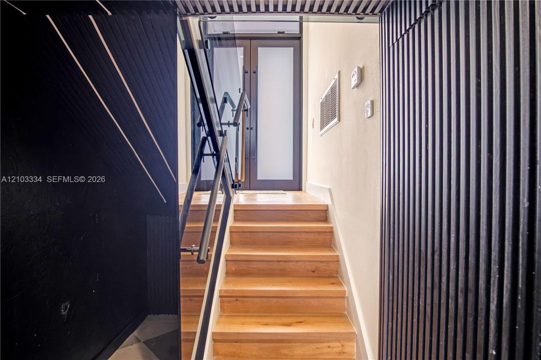 En Venta: $1,100,000 (3 camas, 2 baños, 3206 Pies cuadrados)