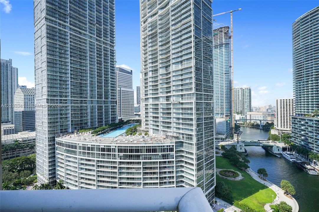 На продажу: $2,335,000 (3 спален, 3 ванн, 2591 Квадратных фут)