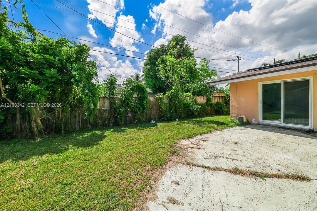 На продажу: $425,000 (3 спален, 2 ванн, 1328 Квадратных фут)