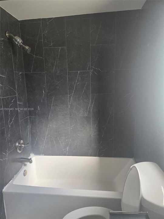 В аренду: $2,000 (1 спален, 1 ванн, 860 Квадратных фут)