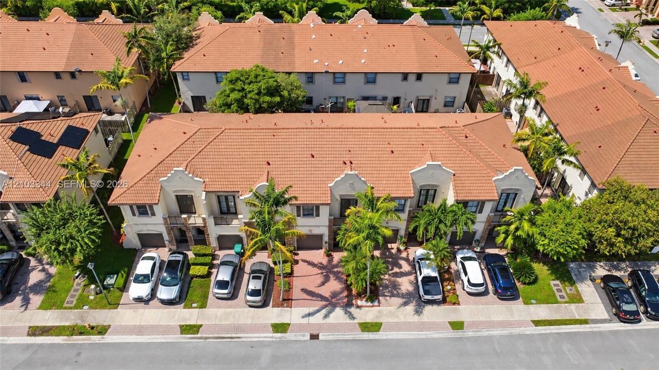 En Venta: $445,000 (4 camas, 3 baños, 1736 Pies cuadrados)