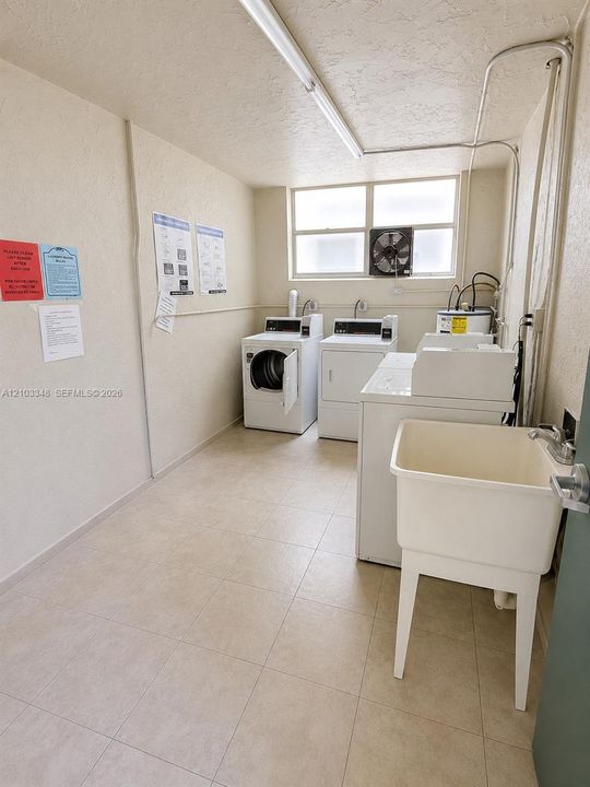 En Renta: $1,900 (2 camas, 2 baños, 1000 Pies cuadrados)
