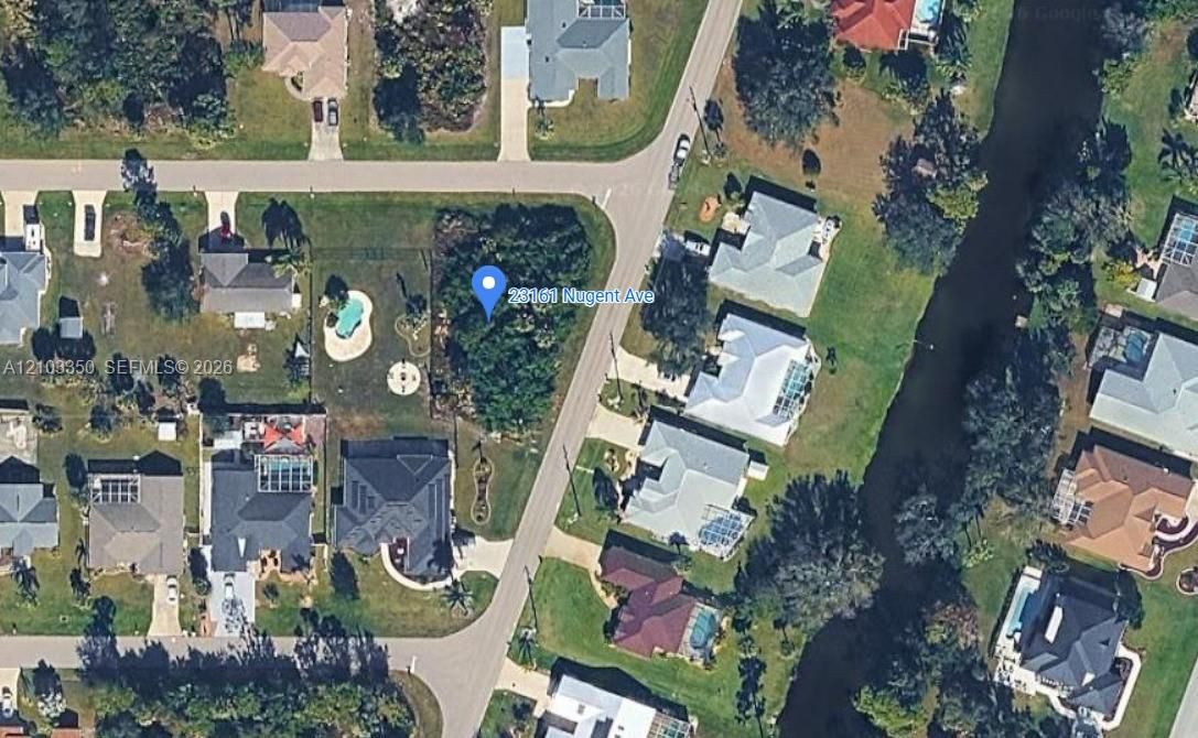 На продажу: $58,200 (0.25 acres)