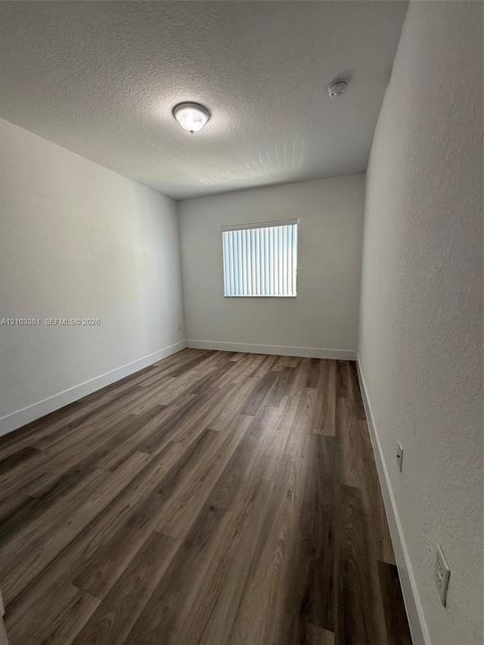 For Rent: $3,200 (3 beds, 3 baths, 1694 Square Feet)