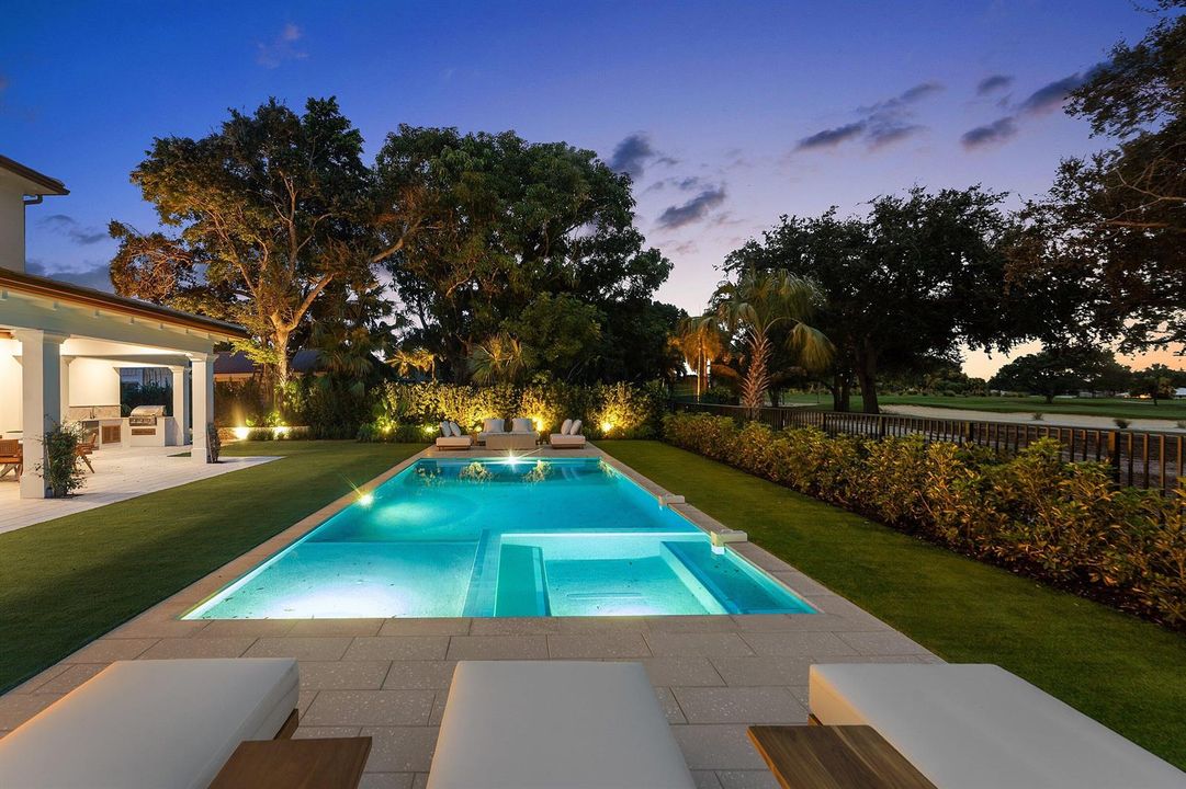 Pool Twilight 2