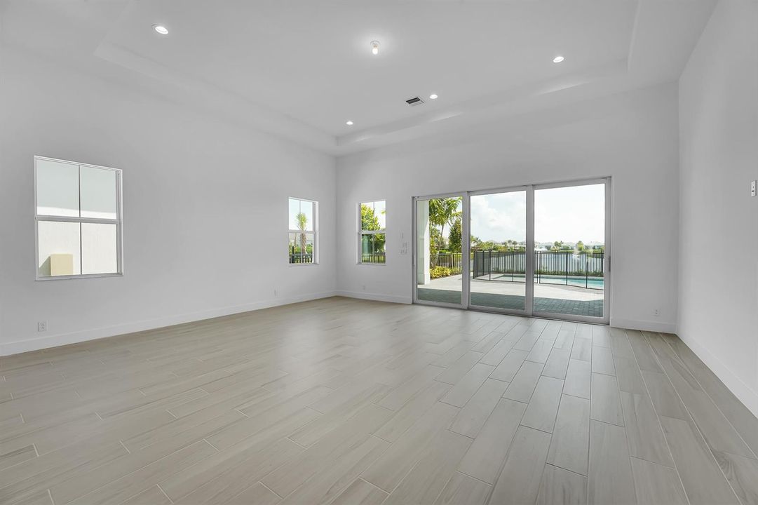 12_living room