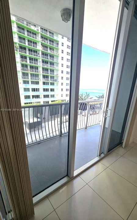 For Sale: $270,000 (0 beds, 1 baths, 422 Square Feet)
