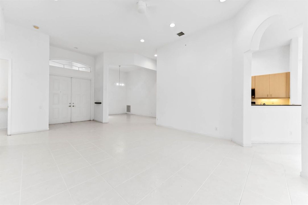 07 living room 03