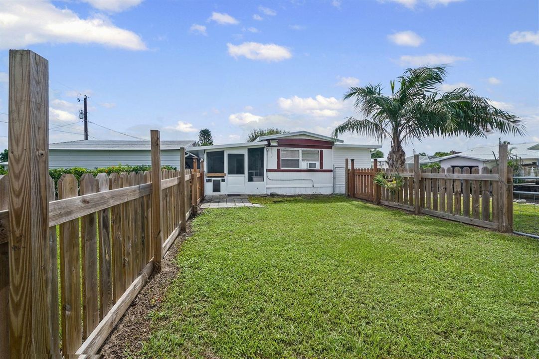 7-web-or-mls-1058-clark-ln - Copy