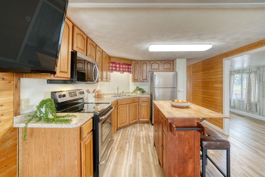 13-web-or-mls-1058-clark-ln
