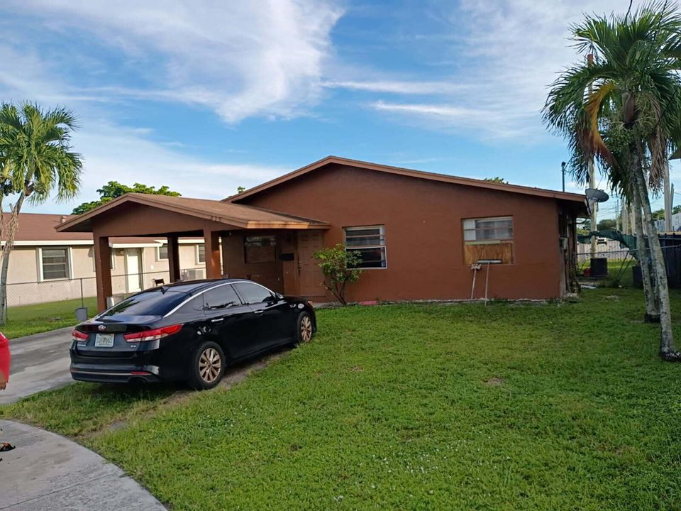 Front House with arport.