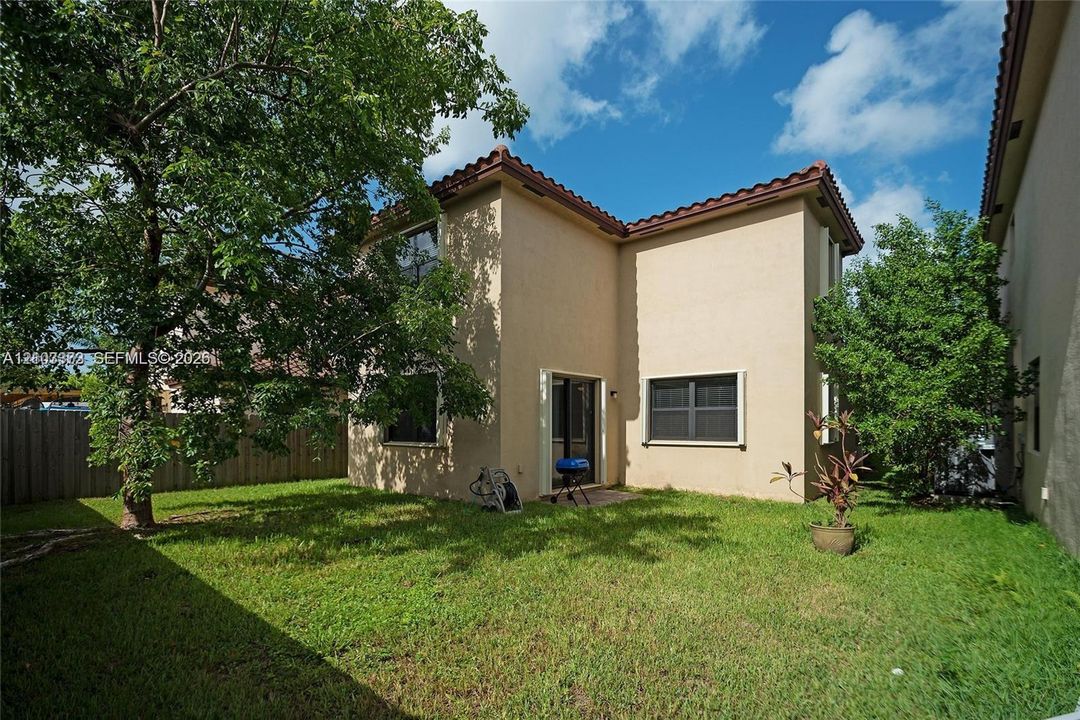 En Venta: $520,000 (3 camas, 2 baños, 2136 Pies cuadrados)