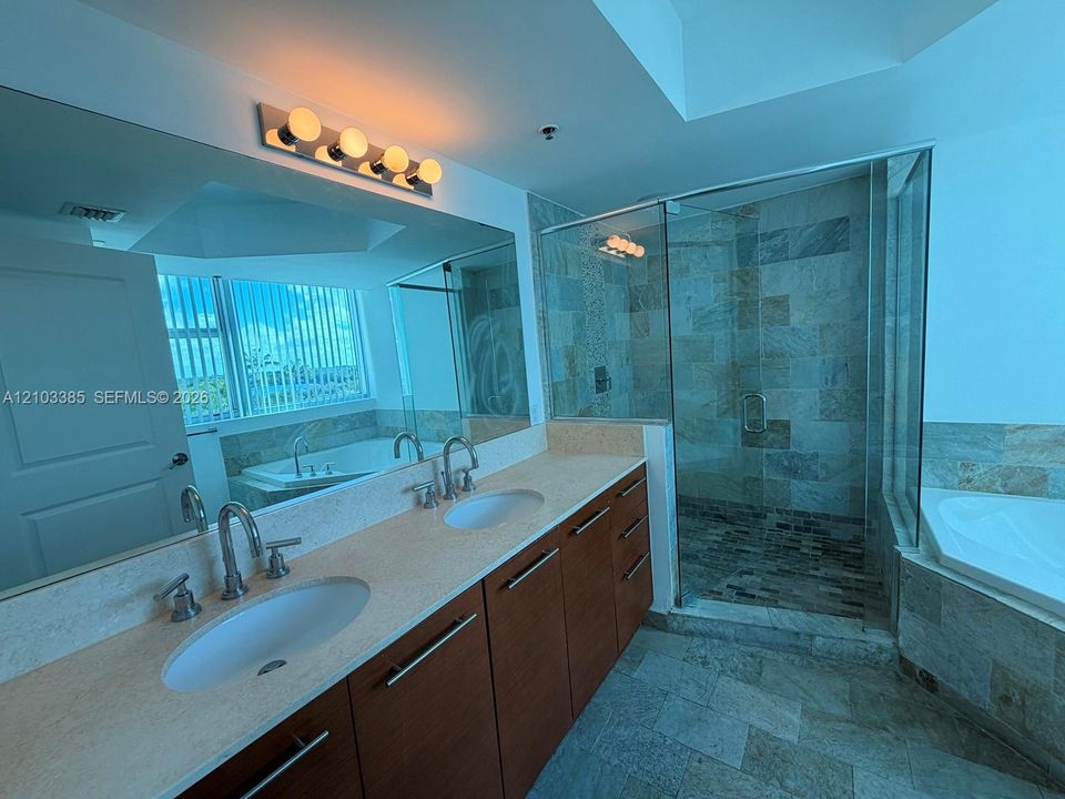 В аренду: $3,500 (3 спален, 3 ванн, 1546 Квадратных фут)