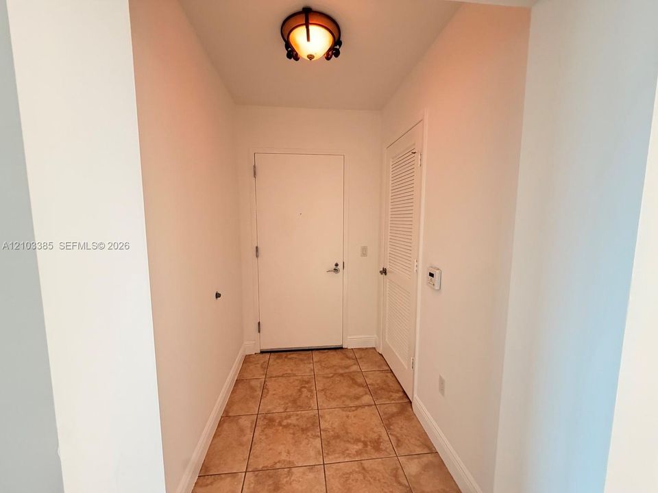 В аренду: $3,500 (3 спален, 3 ванн, 1546 Квадратных фут)