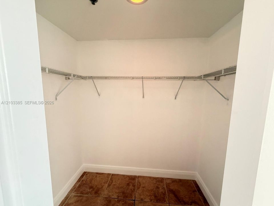В аренду: $3,500 (3 спален, 3 ванн, 1546 Квадратных фут)