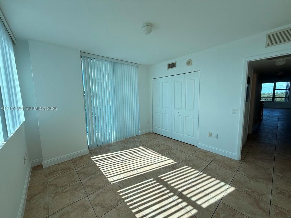 В аренду: $3,500 (3 спален, 3 ванн, 1546 Квадратных фут)
