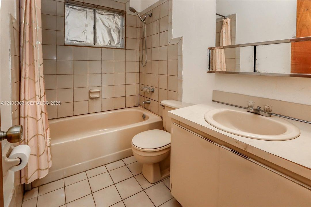 На продажу: $450,000 (3 спален, 2 ванн, 1401 Квадратных фут)