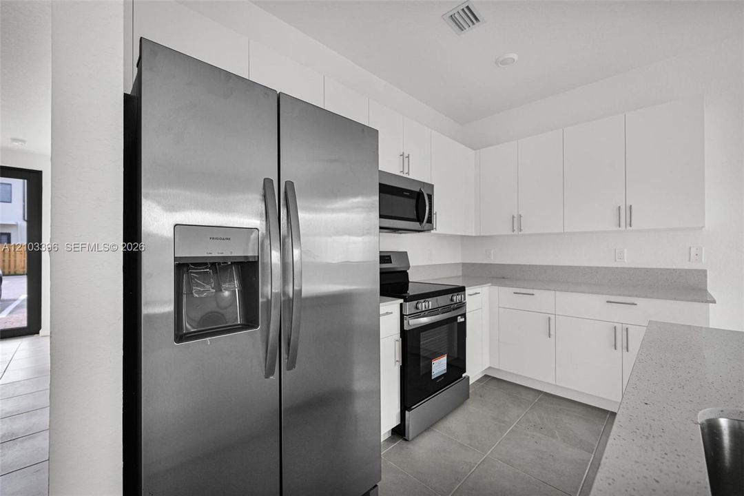 В аренду: $2,950 (4 спален, 4 ванн, 0 Квадратных фут)