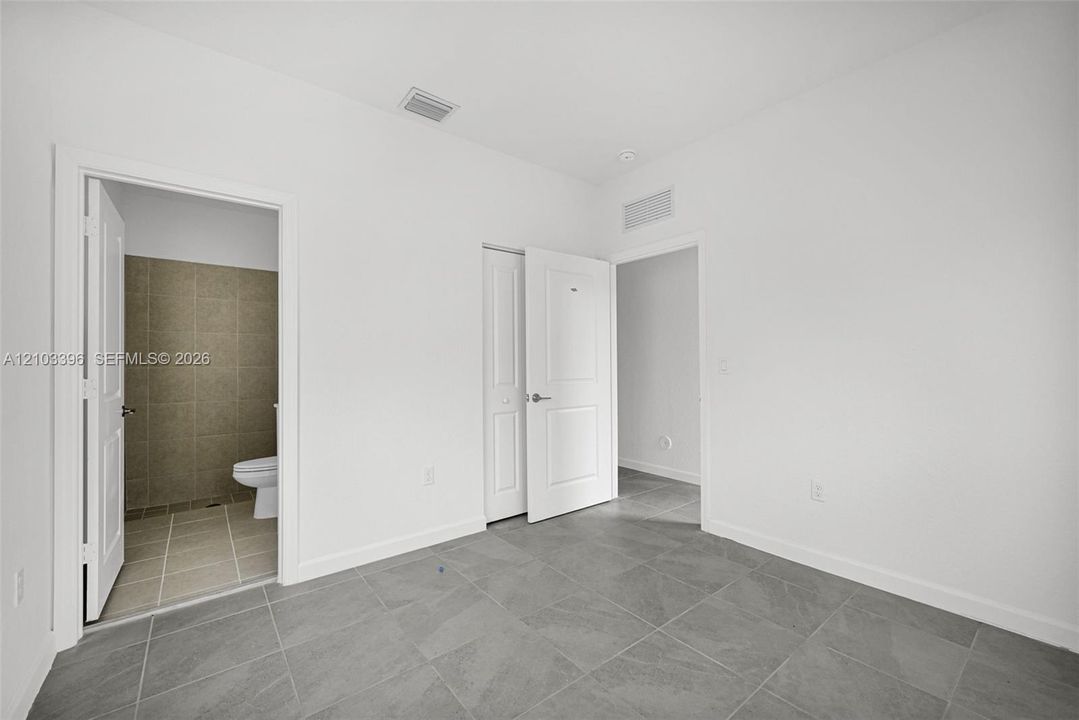 В аренду: $2,950 (4 спален, 4 ванн, 0 Квадратных фут)