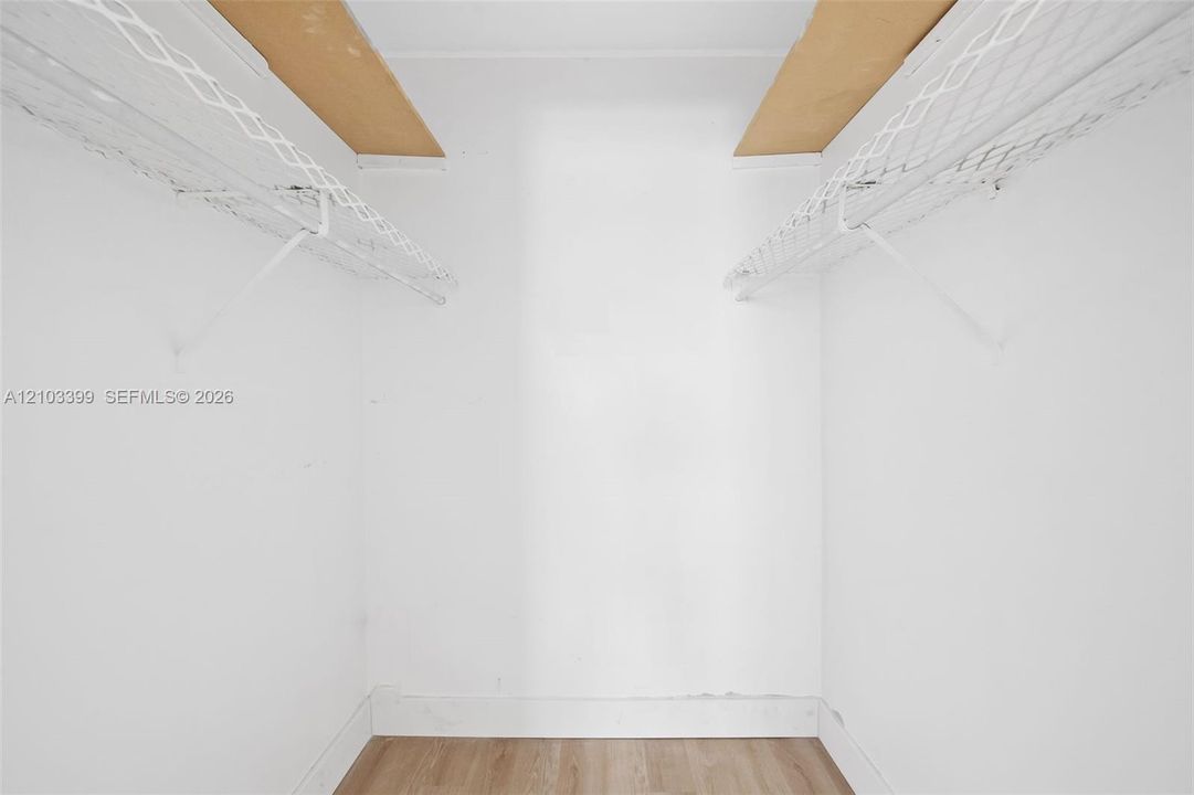 На продажу: $109,000 (1 спален, 1 ванн, 675 Квадратных фут)