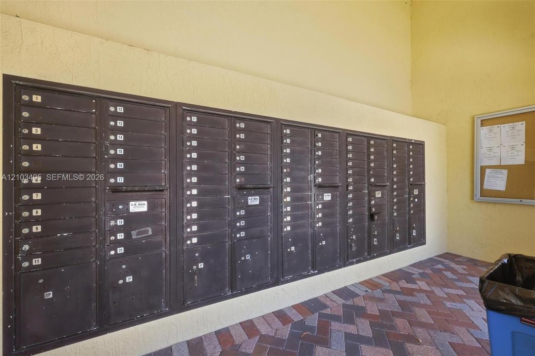 En Venta: $379,000 (2 camas, 2 baños, 1205 Pies cuadrados)