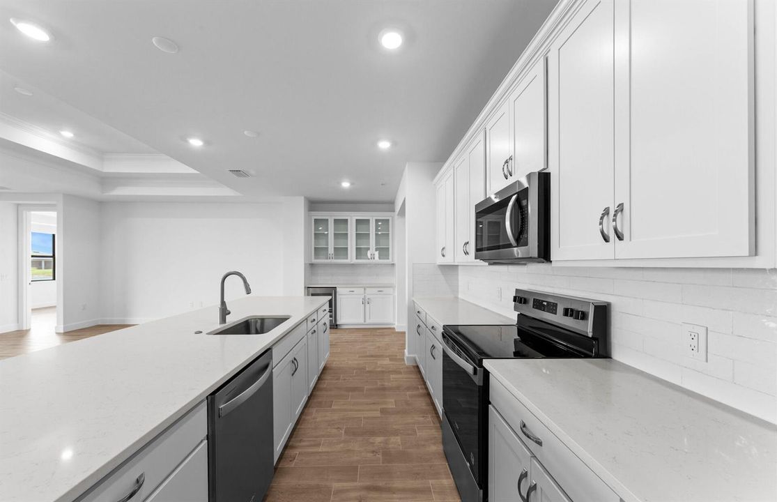 SWFL_DWN_Prosperity_01739_Kitchn=en