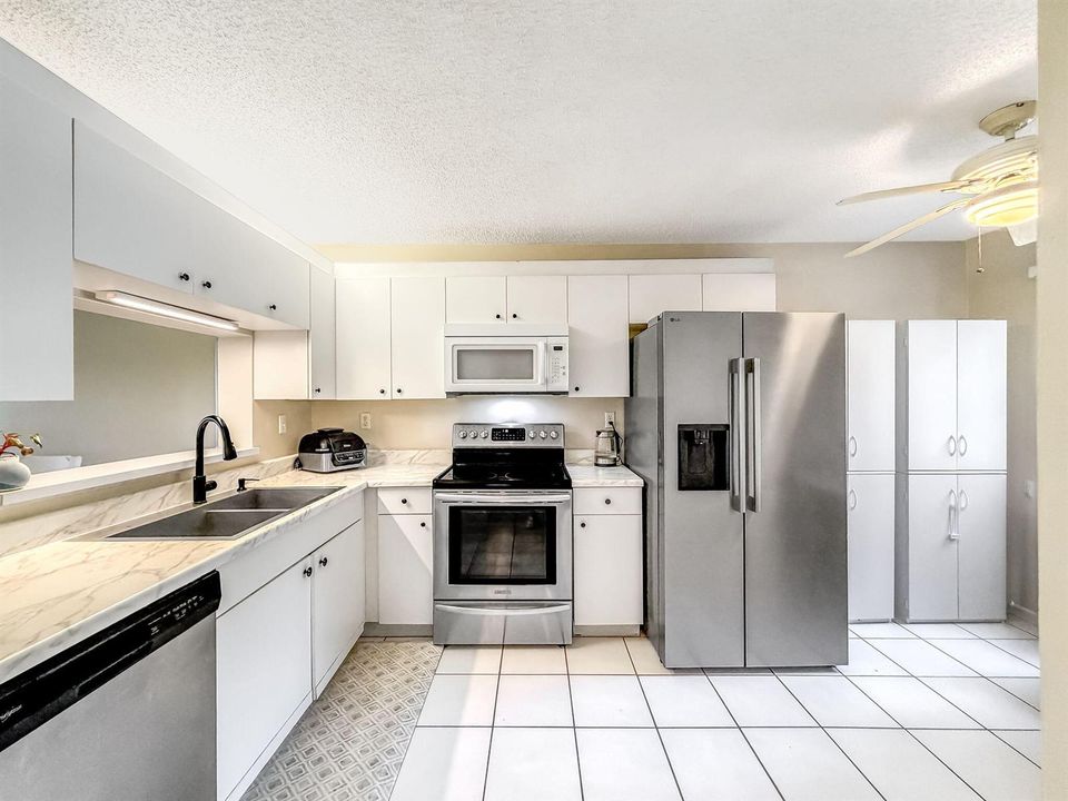 29-web-or-mls-JOY_055450