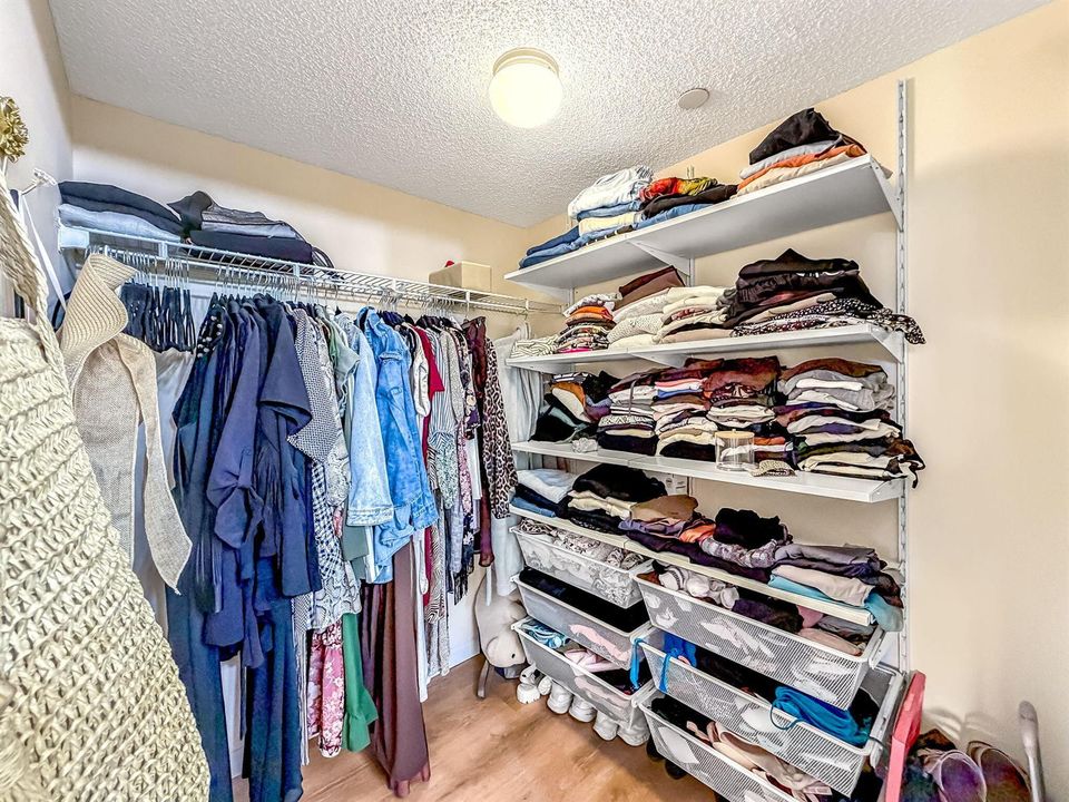 49-web-or-mls-JOY_055550