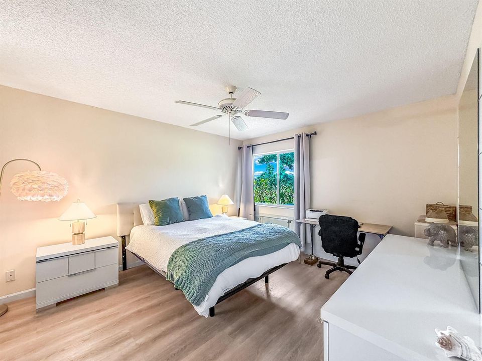 46-web-or-mls-JOY_055535