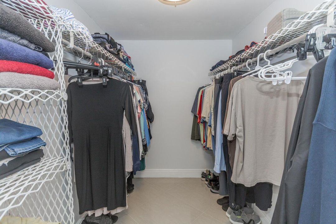 711 Lori Dr 408 Palm Springs-large-019-0