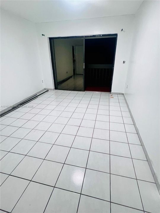 В аренду: $2,850 (3 спален, 1 ванн, 1351 Квадратных фут)