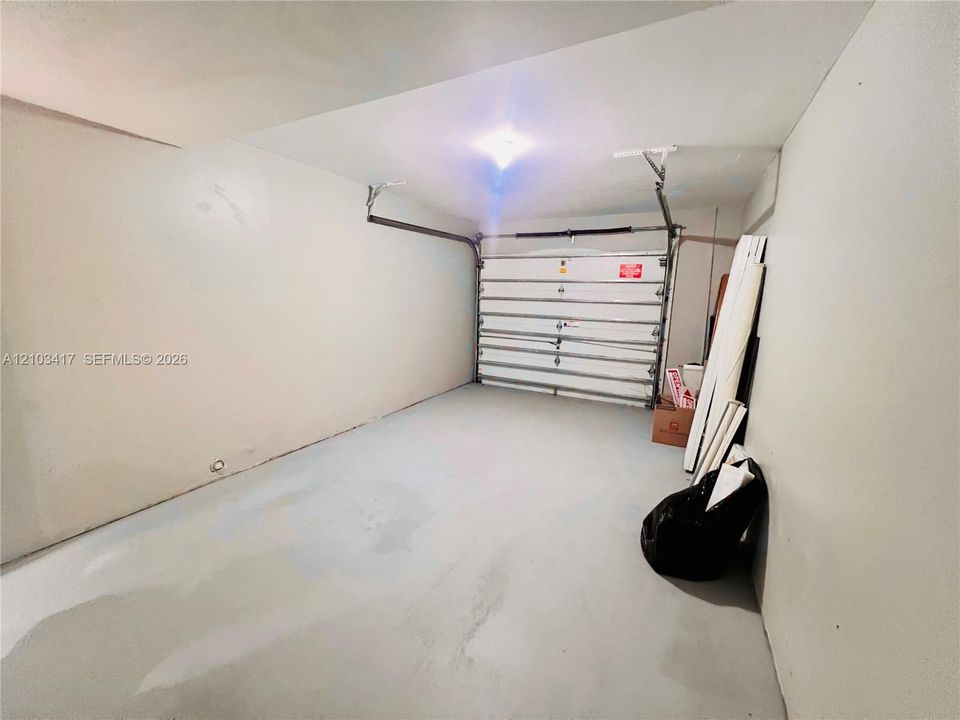 В аренду: $2,850 (3 спален, 1 ванн, 1351 Квадратных фут)