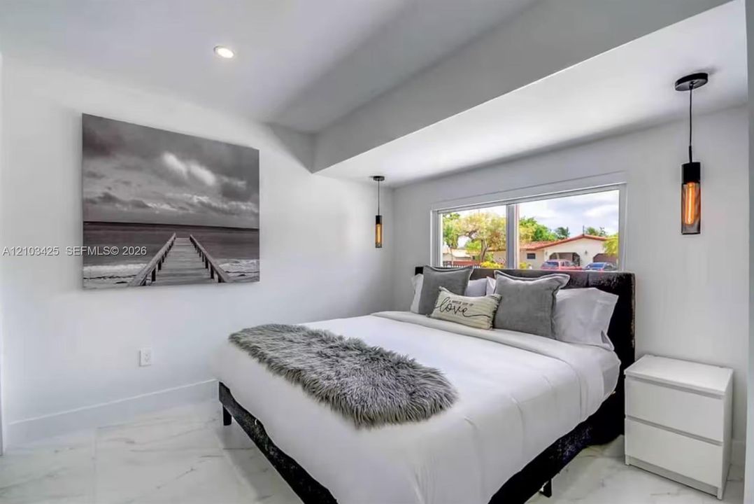 En Renta: $6,500 (5 camas, 4 baños, 1679 Pies cuadrados)