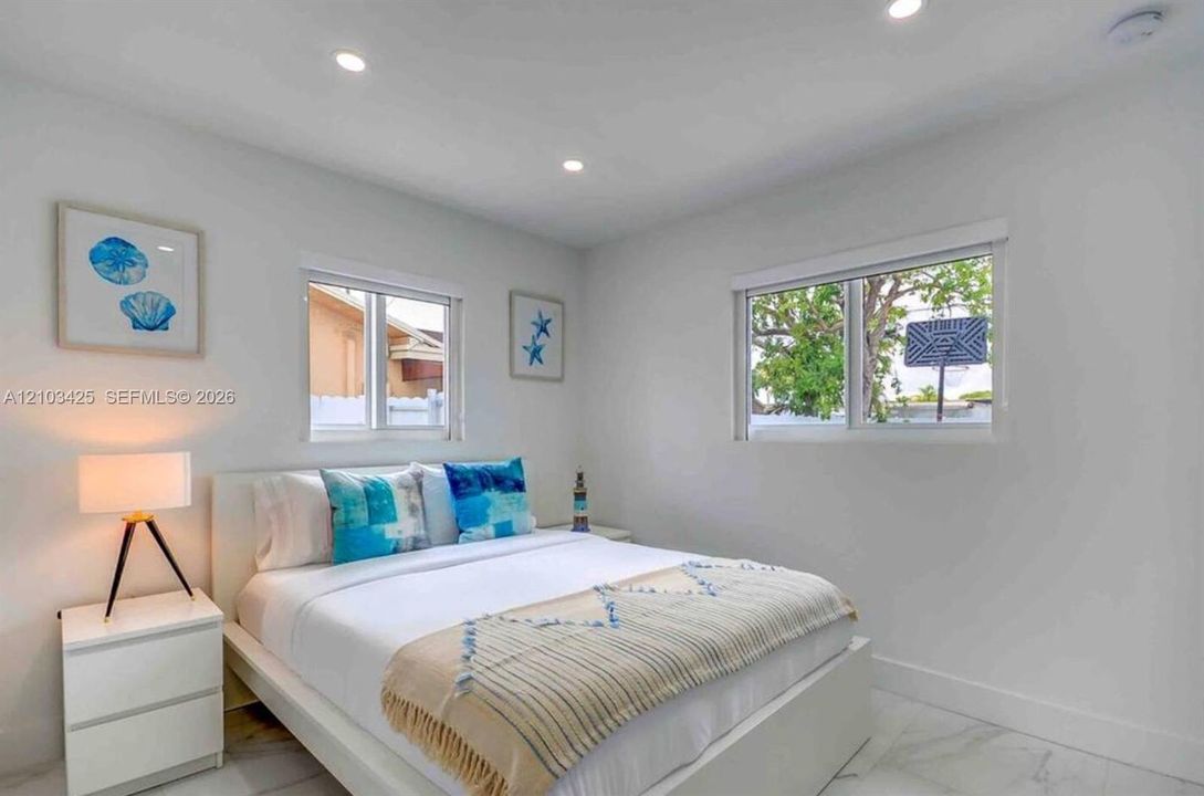 En Renta: $6,500 (5 camas, 4 baños, 1679 Pies cuadrados)