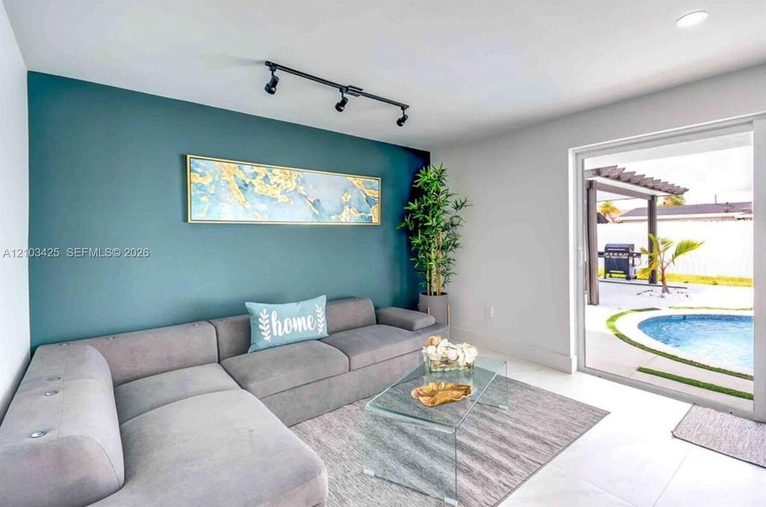 En Renta: $6,500 (5 camas, 4 baños, 1679 Pies cuadrados)