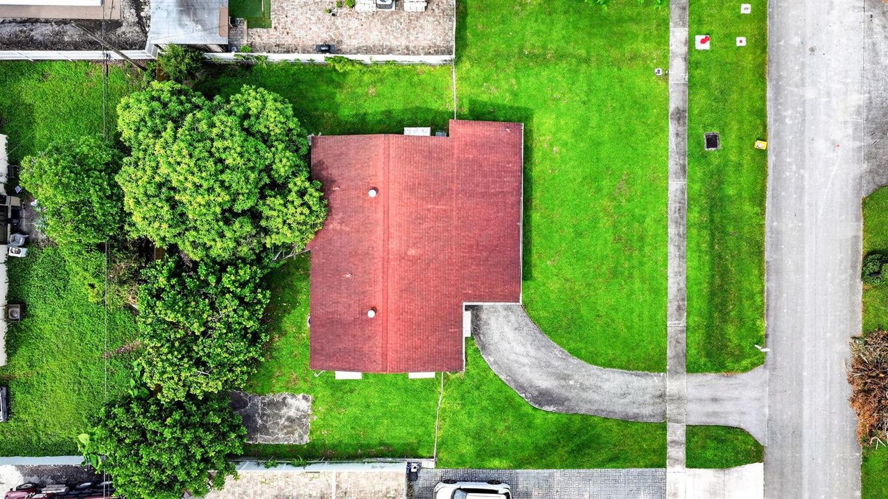41-web-or-mls-DJI_20260918063000_0036_D